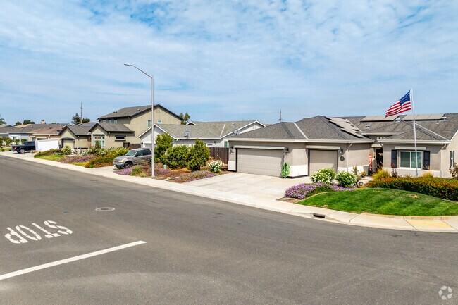 Find your dream contemporary home in Colusa.
