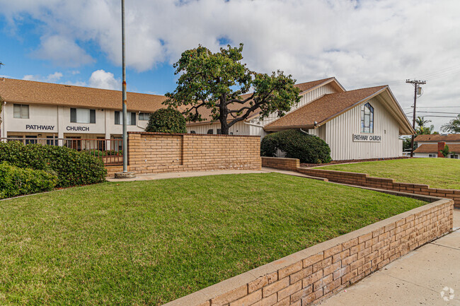 The Child's Primary School is set in a residential neighborhood.