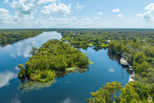 The Caloosahatchee river that runs through Alva is and idyllic place to live by the water.