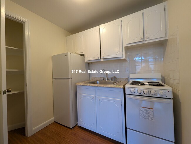 1315 Commonwealth Ave unit 104, Allston, MA 02134 - photo 5