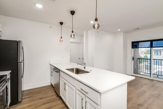 3965-3981 Westcreek Dr, Troy, MI 48084