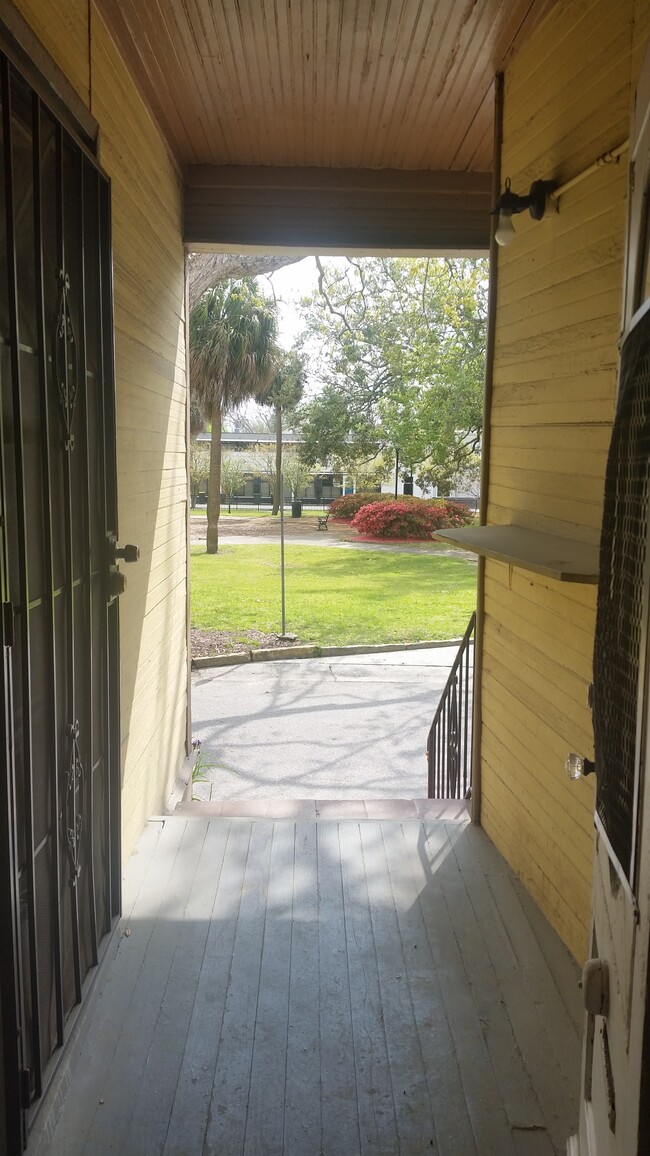 Front Porch, Overlooking Dixon Park