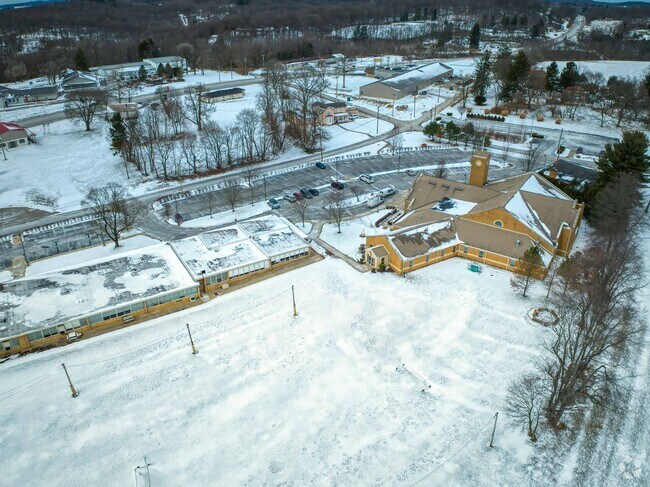 Holy Sepulcher Elementary School is a private PK, K-8 school in Butler, PA.