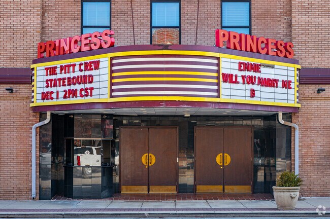 Watch a movie or propose to your girlfriend at the Princess Theater in South Pittsburg.