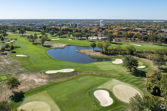 Briarwood is home to the Briarwood Country Club with over 100 years of history.