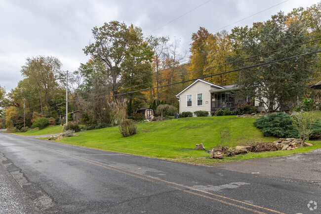 In some areas of the Armstrong neighborhood homes are spaced further apart.