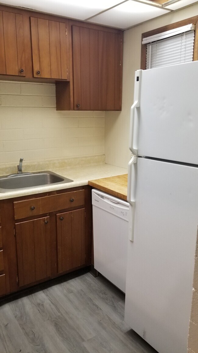 2772 University Ave unit 2, Morgantown, WV 26505 - photo 5