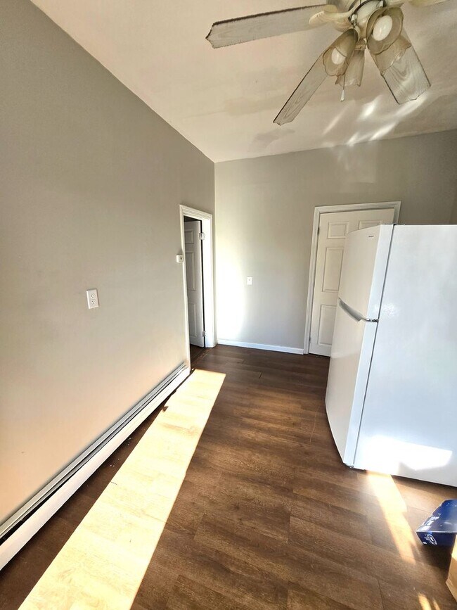 316 Hawkins St unit 1, Providence, RI 02904 - photo 4