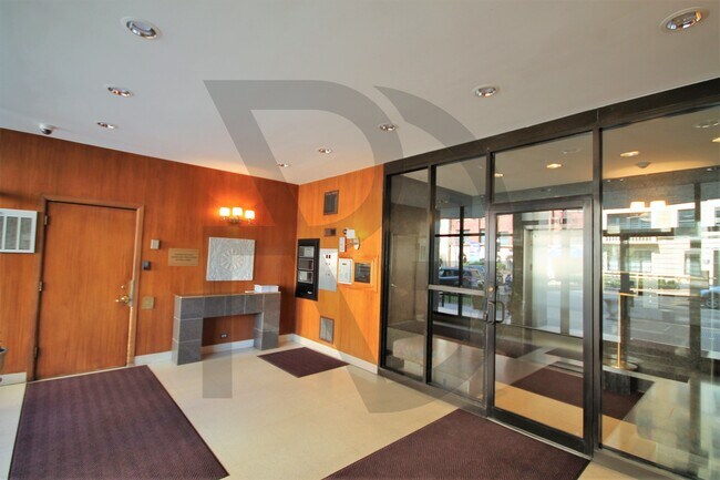 433 W Wellington Ave unit 445-09A, Chicago, IL 60657 - photo 2