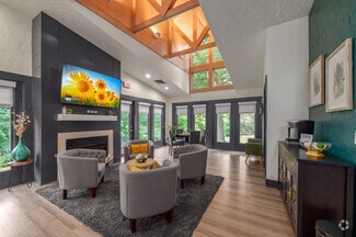 27433 Detroit Rd, Westlake, OH 44145