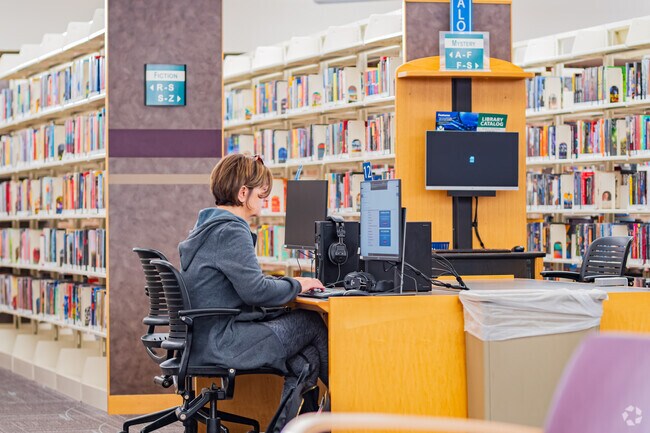 Residents can easily access computers and books at Edmond Library near Tuscan Park-Clayton Pond.