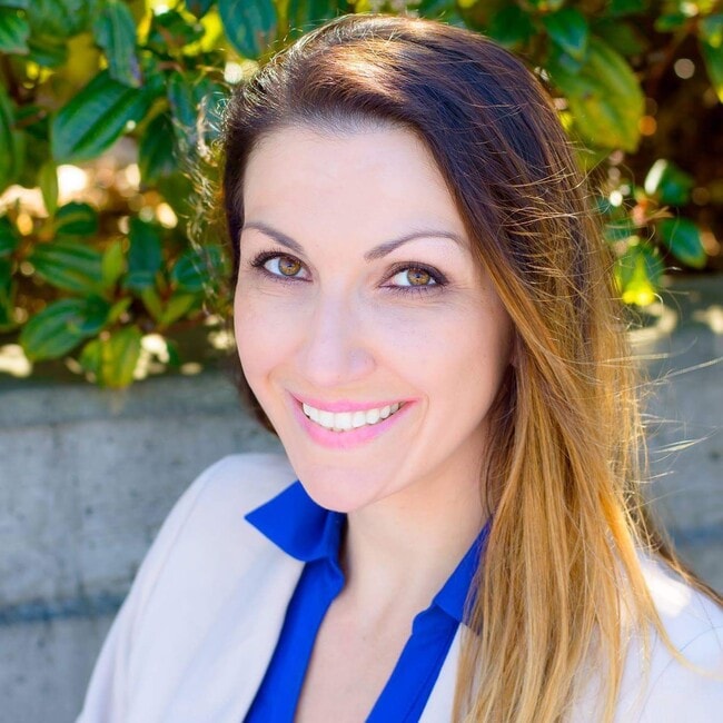 Anisa Ozegovic Real Estate Agent in Bellevue, WA