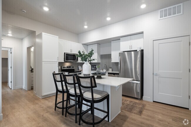 Altitude, Layton, UT 84040 - photo 7