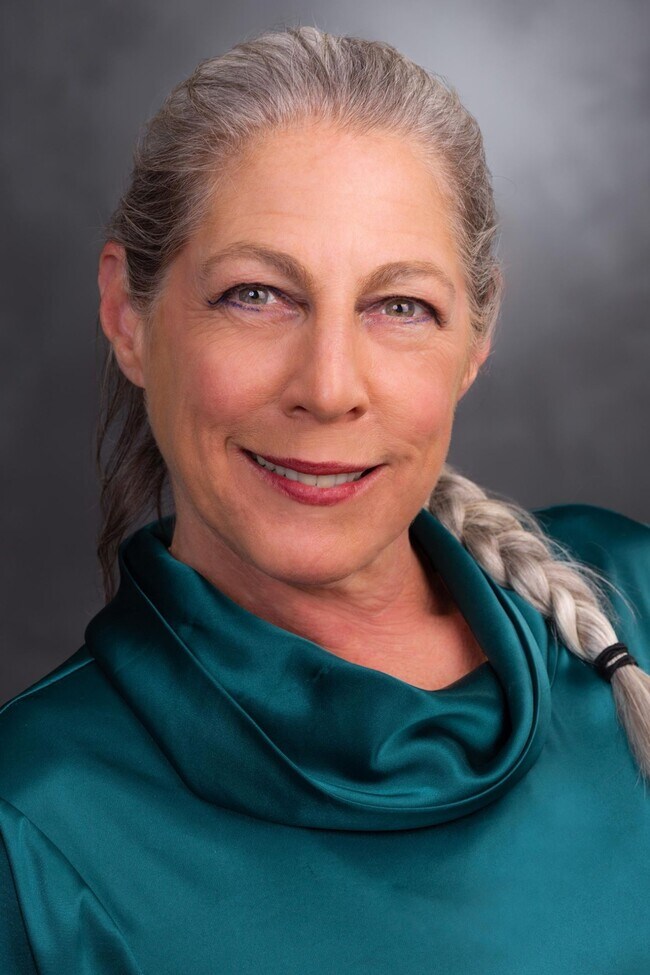 Gabrielle Feinholtz