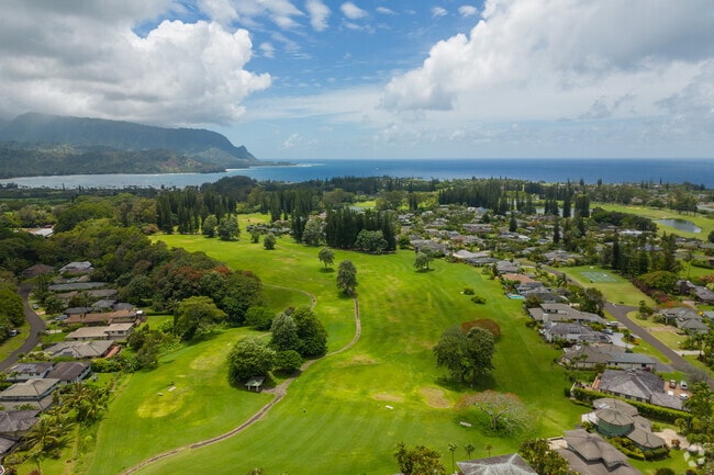 The community offers world-class golf courses with breathtaking backdrops.