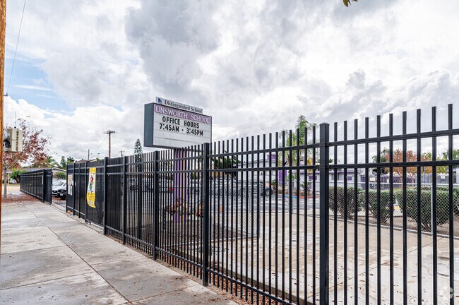 Entrance to Unsworth Elementary School in Downey