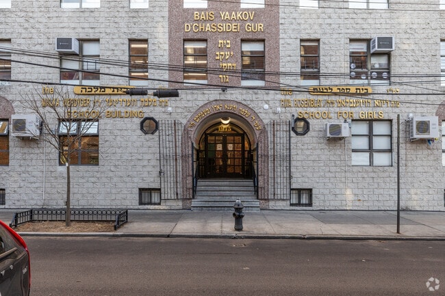 After graduation, 50% of students from this school go on to attend a 4-year college.