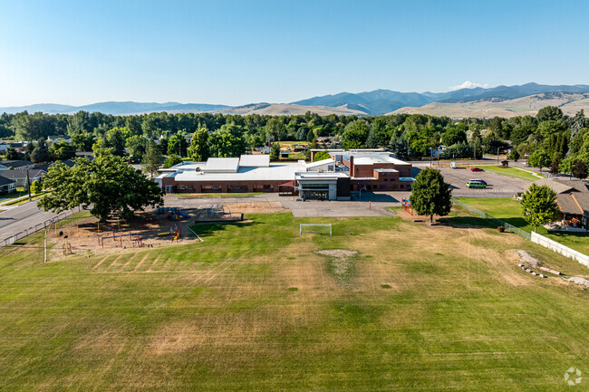 Hawthorne Elementary School encourages a love for learning and exploration.