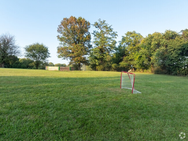 Village Montessori Bluemont