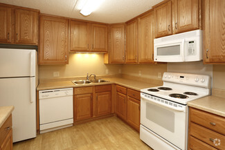 830 13th St S, Saint Cloud, MN 56301