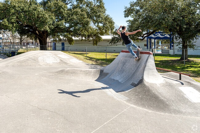Zemurray Park has an extensive skateboard park.