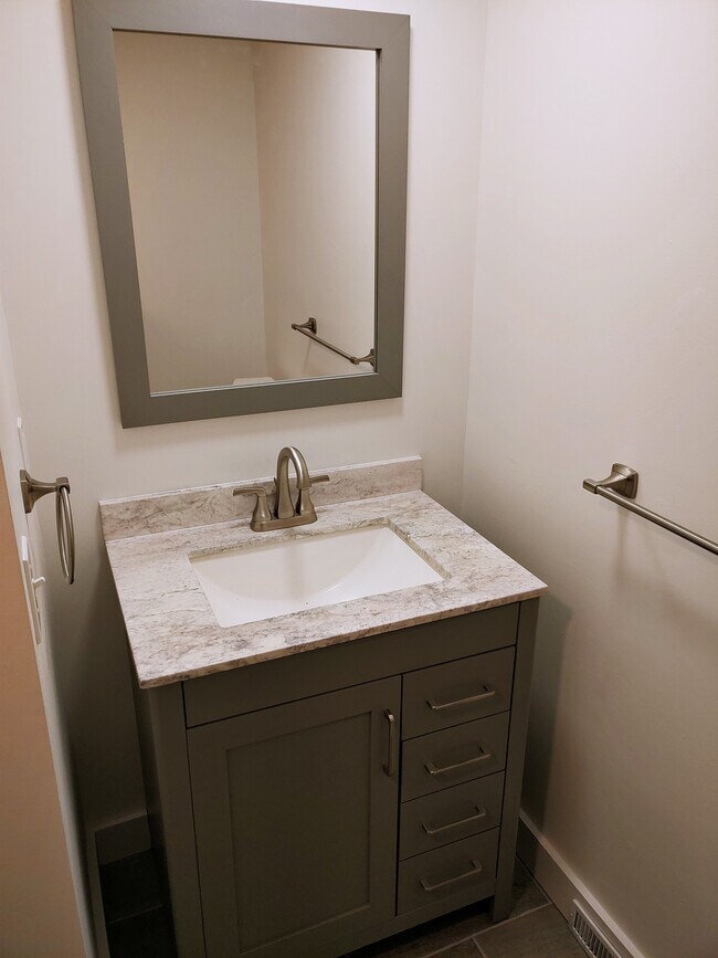 29 Gorham St unit 2, Waltham, MA 02453 - photo 4