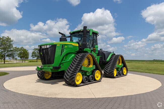 John Deere is a major employer in Common Grounds.