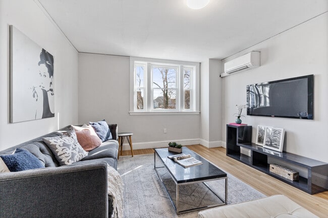 40 Butler Rd, Quincy, MA 02169 - photo 2