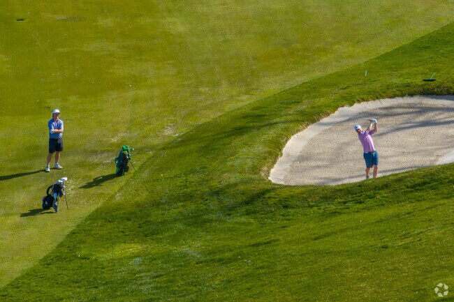 Innis Arden Golf Club has an 18-hole course, a swimming pool and a tennis complex.