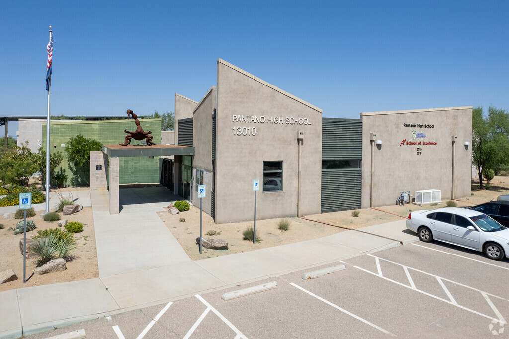 Pantano High School serves grades 9-12 in Vail, Arizona.