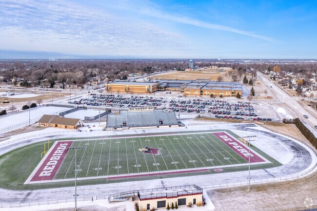 De Pere High School scores a A- by Niche.