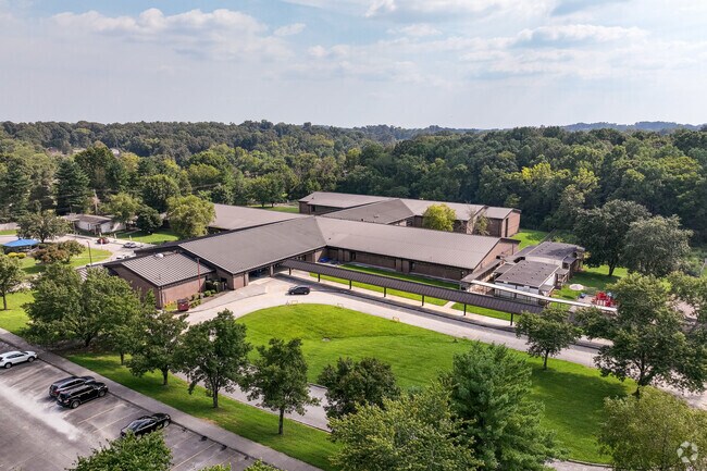 Farragut Primary School helps students excel inside and outside the classroom in Farragut.