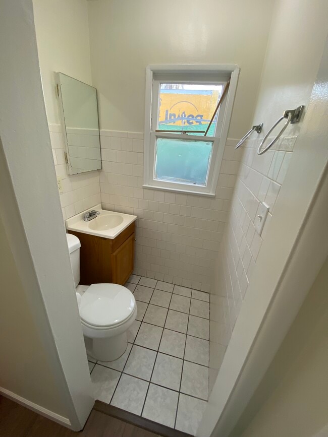 1924 E Poinsettia St unit 1, Long Beach, CA 90805 - photo 4