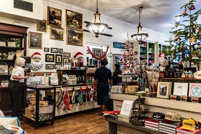 There is plenty of boutique shop along the streets of Franklin.