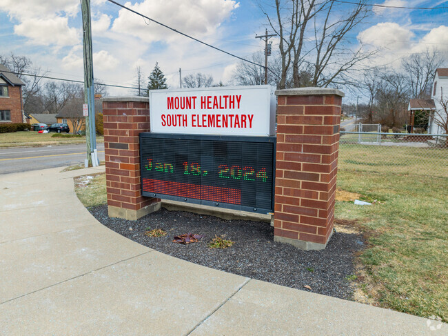 Mt. Healthy South Elementary School entrance signage.