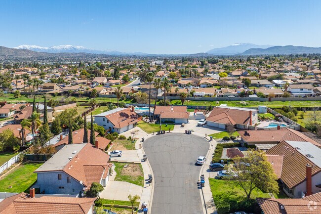 An up-and-coming community in Moreno Valley, Sunnymeadows is a small neighborhood that offers homebuyers affordable real estate.