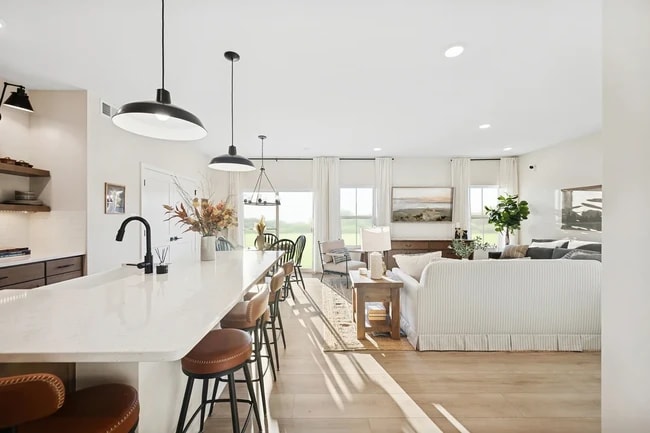 82 Thornton Ave, Ranson, WV 25438 - photo 6