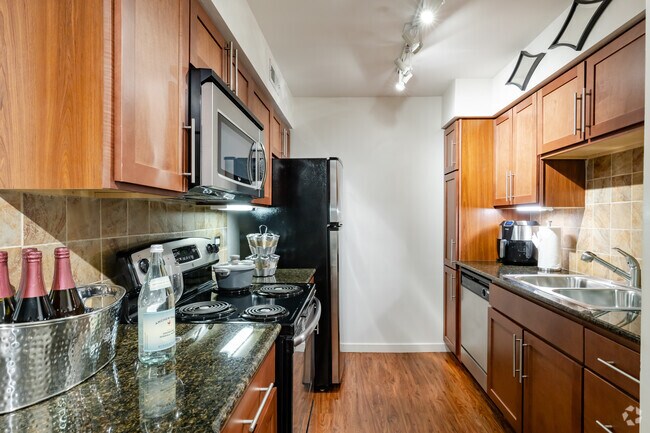 1BR, 1BA - Kitchen
