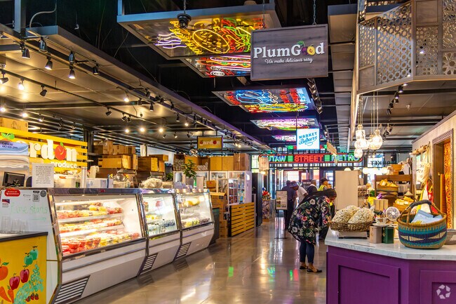 There's a dining option for everyone in the eclectic Lexington Market.
