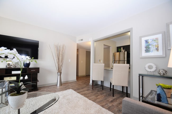 Cabana, Huntsville, AL 35805 - photo 7