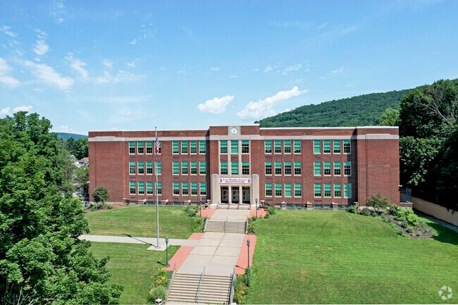 Located on the east side of the city, East Middle School serves approximately 500 students.