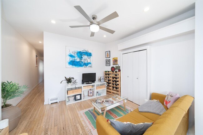 201 Pavonia Ave, Jersey City, NJ 07302 - photo 4