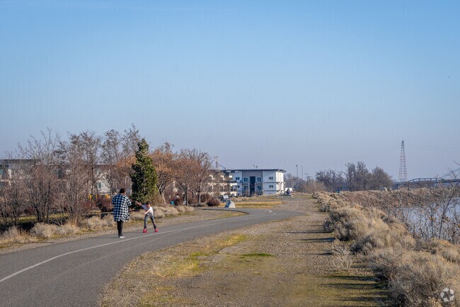 Locals enjoy walking the trail with views over the Columbia river.