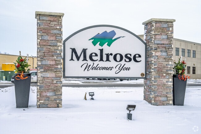 Melrose offers a slower pace of life with a relaxed small-town atmosphere.