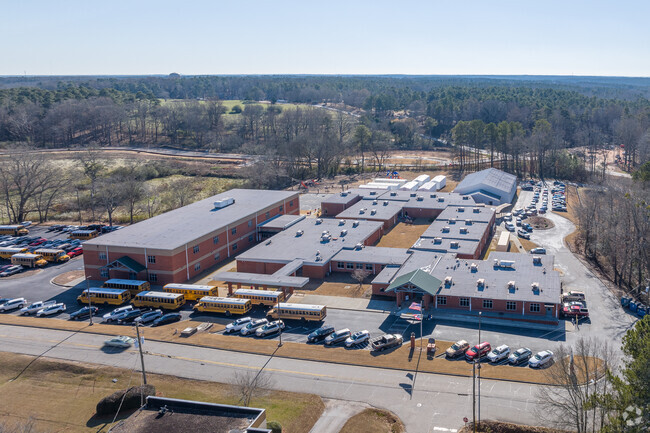 Auburn Elementary School is one of the newest school buildings in the town of Auburn.
