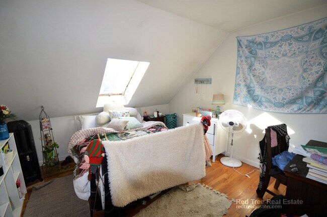 42 Brainerd Rd unit 3, Allston, MA 02134 - photo 4