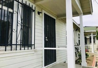 105 N Centre St, Los Angeles, CA 90731