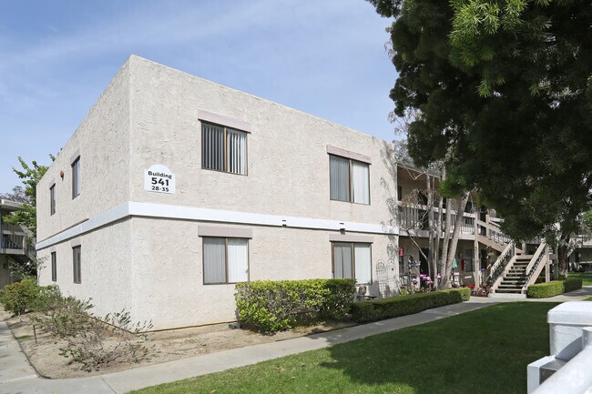 Heritage Park Senior Apartments 55+, Oxnard, CA 93030 - photo 5