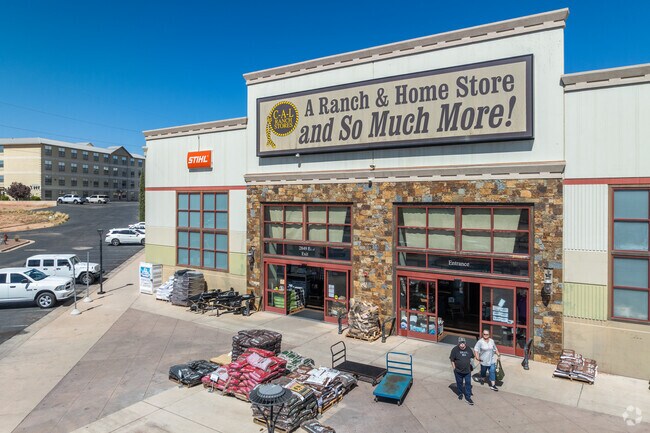 C-A-L Ranch Store is easily accessible to residents of Green Spring.