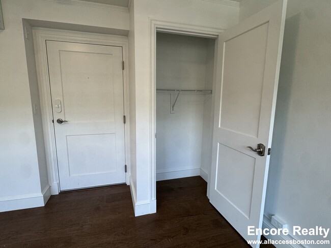 1200 Massachusetts Ave unit 307, Cambridge, MA 02138 - photo 4